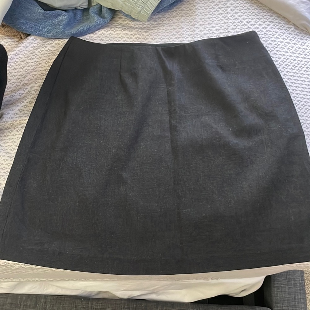 Grey skirt